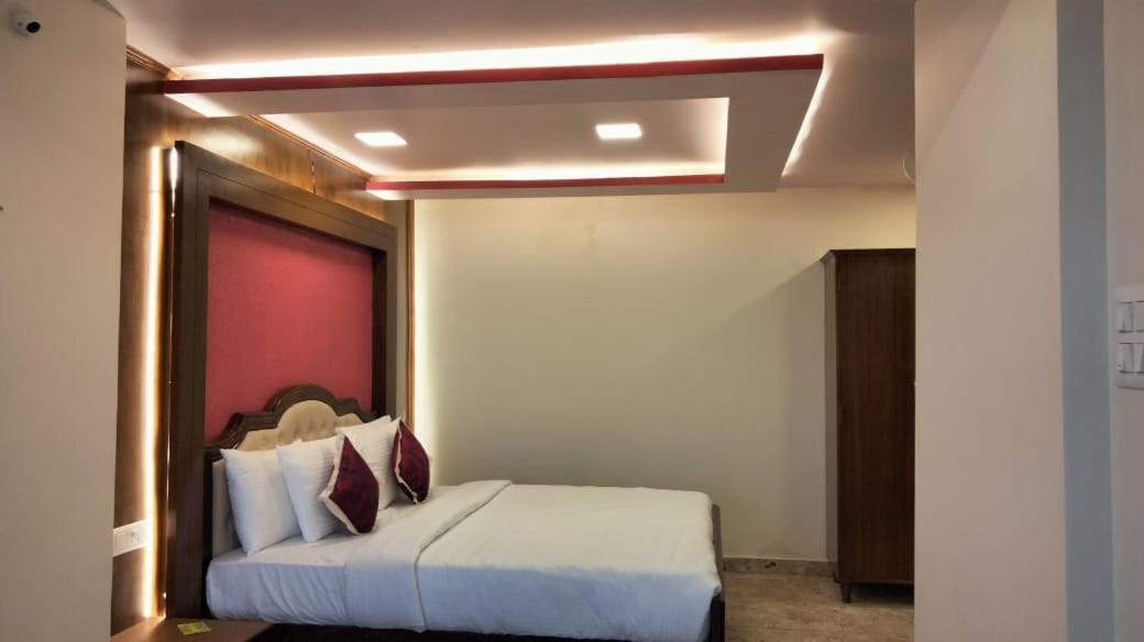 Kstdc Hotel Mayura Pine Top Nandi Hills 외부 사진